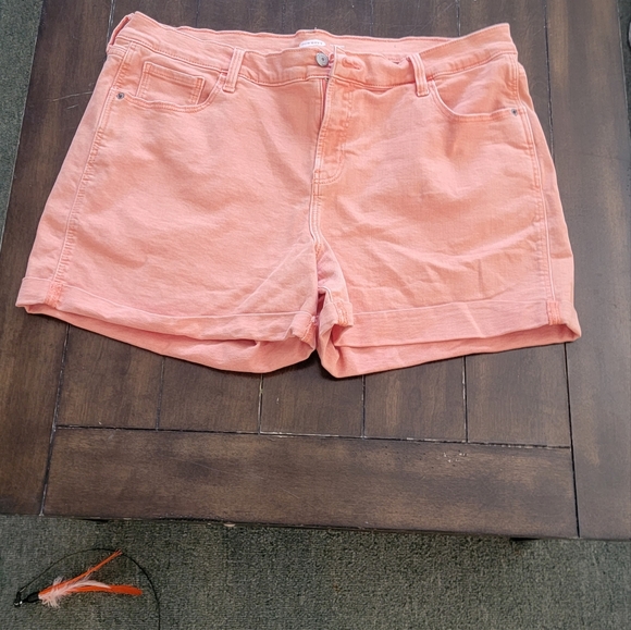 XL LOT OF 4 SHORTS AND 2 T-SHIRTS O'NEILL  RIP CURL,  LOFT , OLD NAVY - Picture 9 of 16